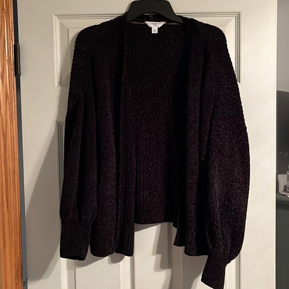 Black cardigan‎ - Picture 1 of 3